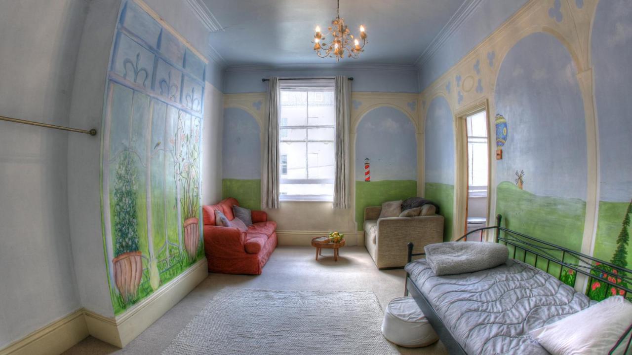 Burlington Palace Eastbourne Seafront Villa With Garden. Exterior foto